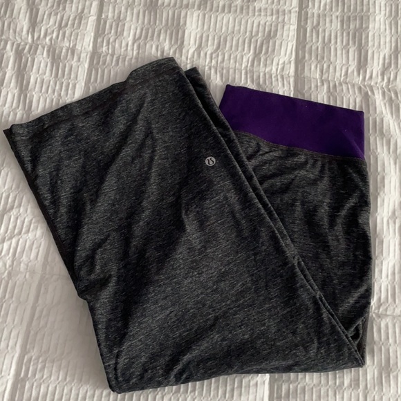 Lulu Lemon Leggings - Picture 4 of 5